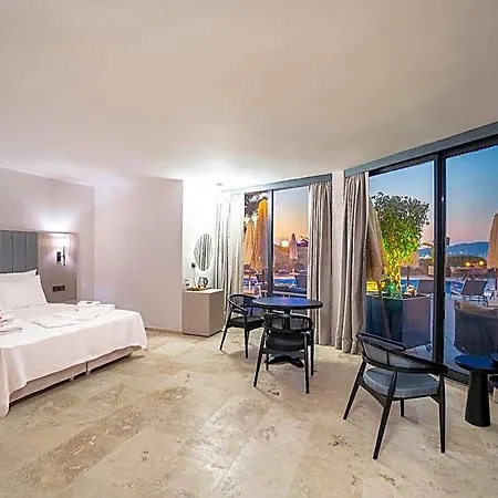 Bombien Hotel *